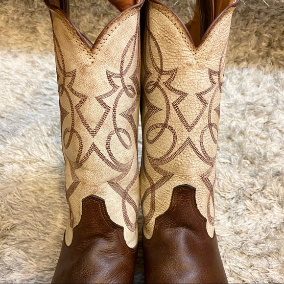 Justin Two Tone Embroidered Western Boot - Picture 4 of 16